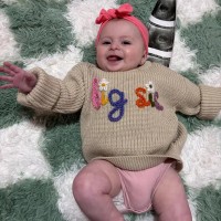 Custom Big Sis Hand-Embroidered Sweater Personalized Knit Newborn Outfit for Mom Baby Gift Ideas