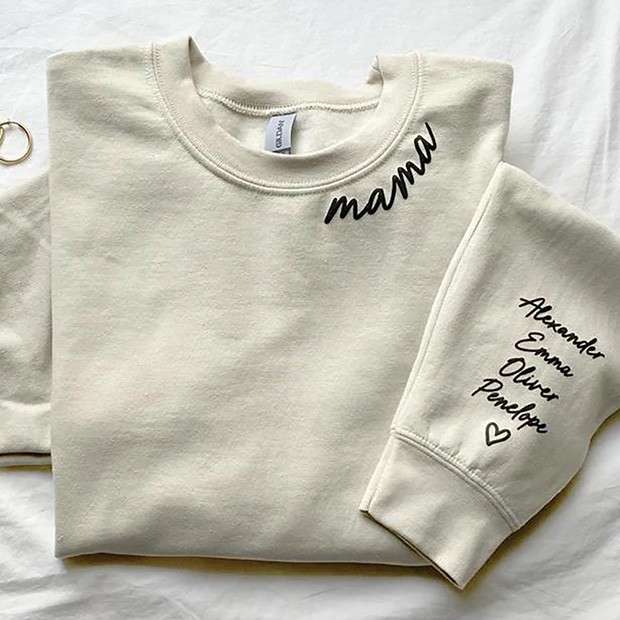 Personalized Mama Sweatshirt Hoodie With Names On The Sleeve Unique Mother's Day Gift Ideas