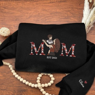 Personalized Mom Floral Letter Embroidered Photo Portrait Sweatshirt Unique Gifts for Mom Grandma Mother's Day Gift
