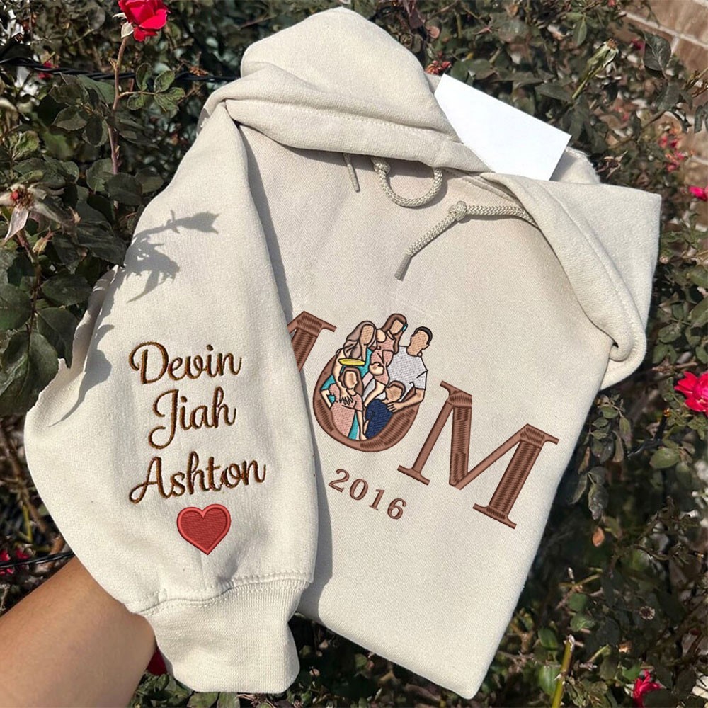 Personalized Mom Embroidered Photo Portrait Hoodie with Kids Names Gift Ideas for Mom Grandma Mother's Day Gifts